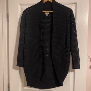 Black 3/4 Sleeve Sweater